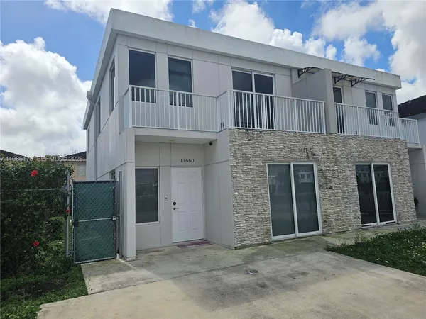 $2,995 | 13660 Southwest 260th Street, Homestead, FL 33032
