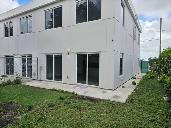 $2,995 | 13660 Southwest 260th Street, Homestead, FL 33032