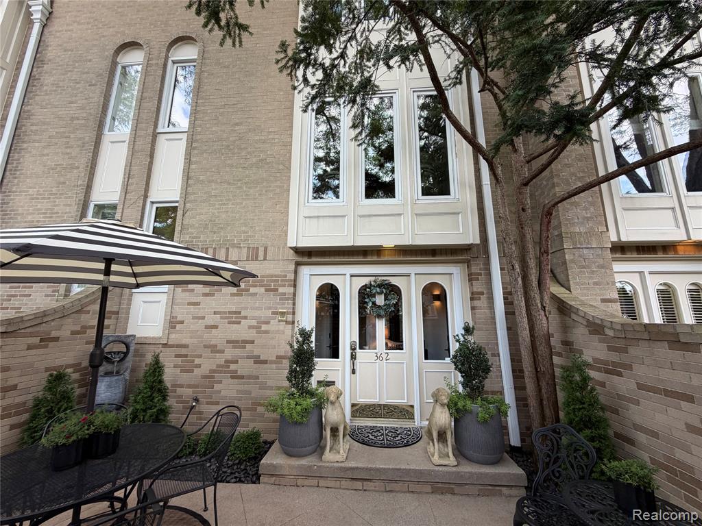 362 Southfield Road Birmingham, MI 48009 - Photo 2 of 40 Gallery Image 2