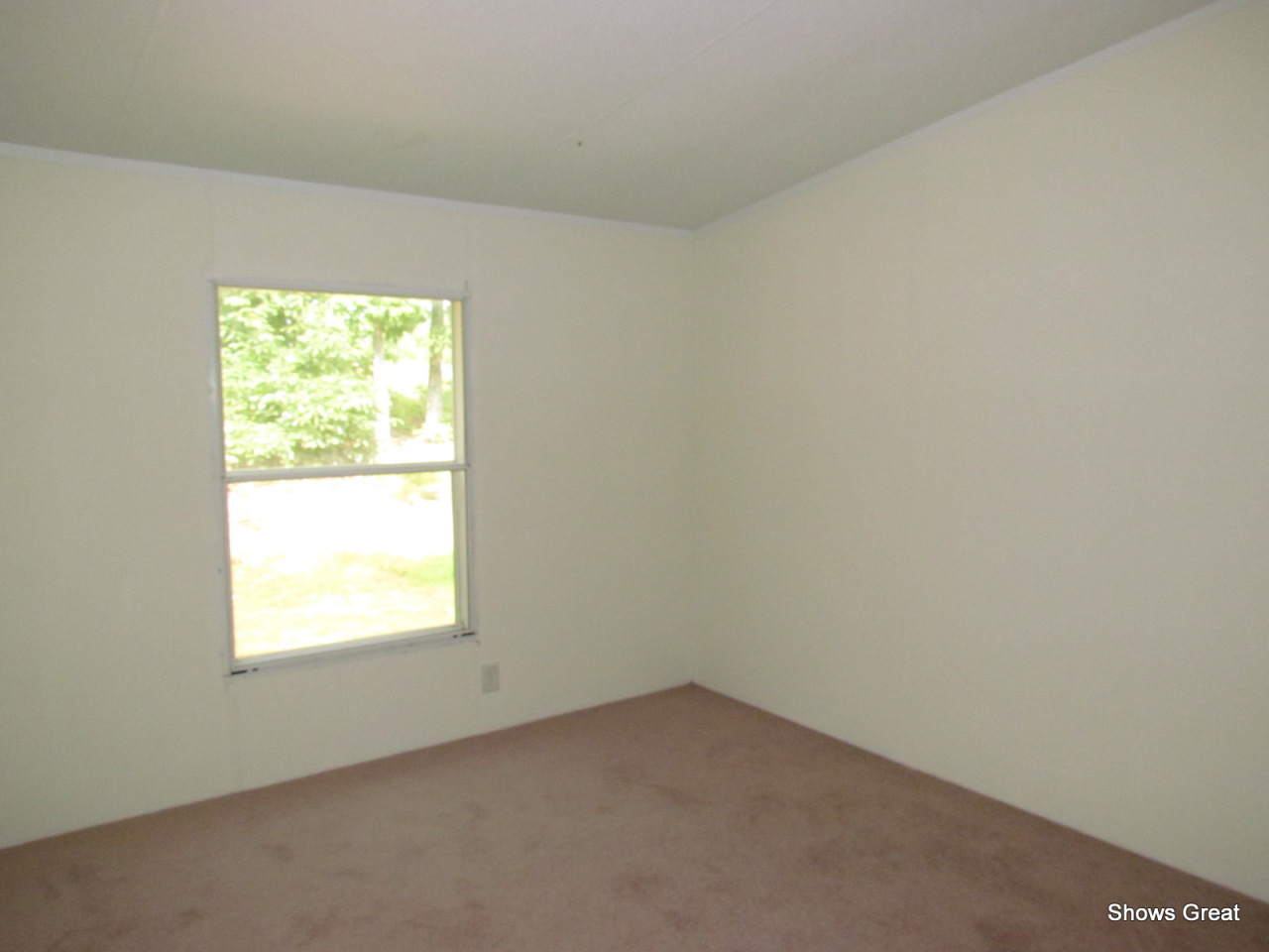 5586 Altice Road Moneta, VA 24121 - Photo 11 of 12 Bedroom