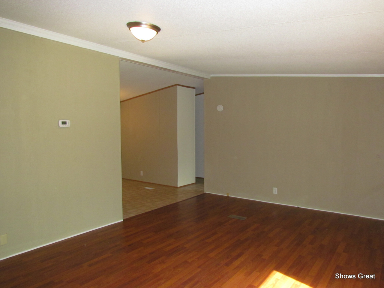 5586 Altice Road Moneta, VA 24121 - Photo 5 of 12 Living Room