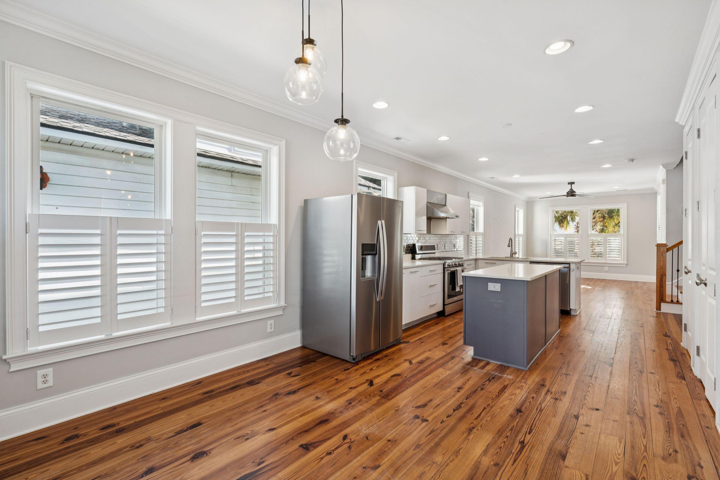 194 Fishburne Street Charleston, SC 29403 - Photo 25 of 50 194FishburneSt-KeenEyeMarketing-029