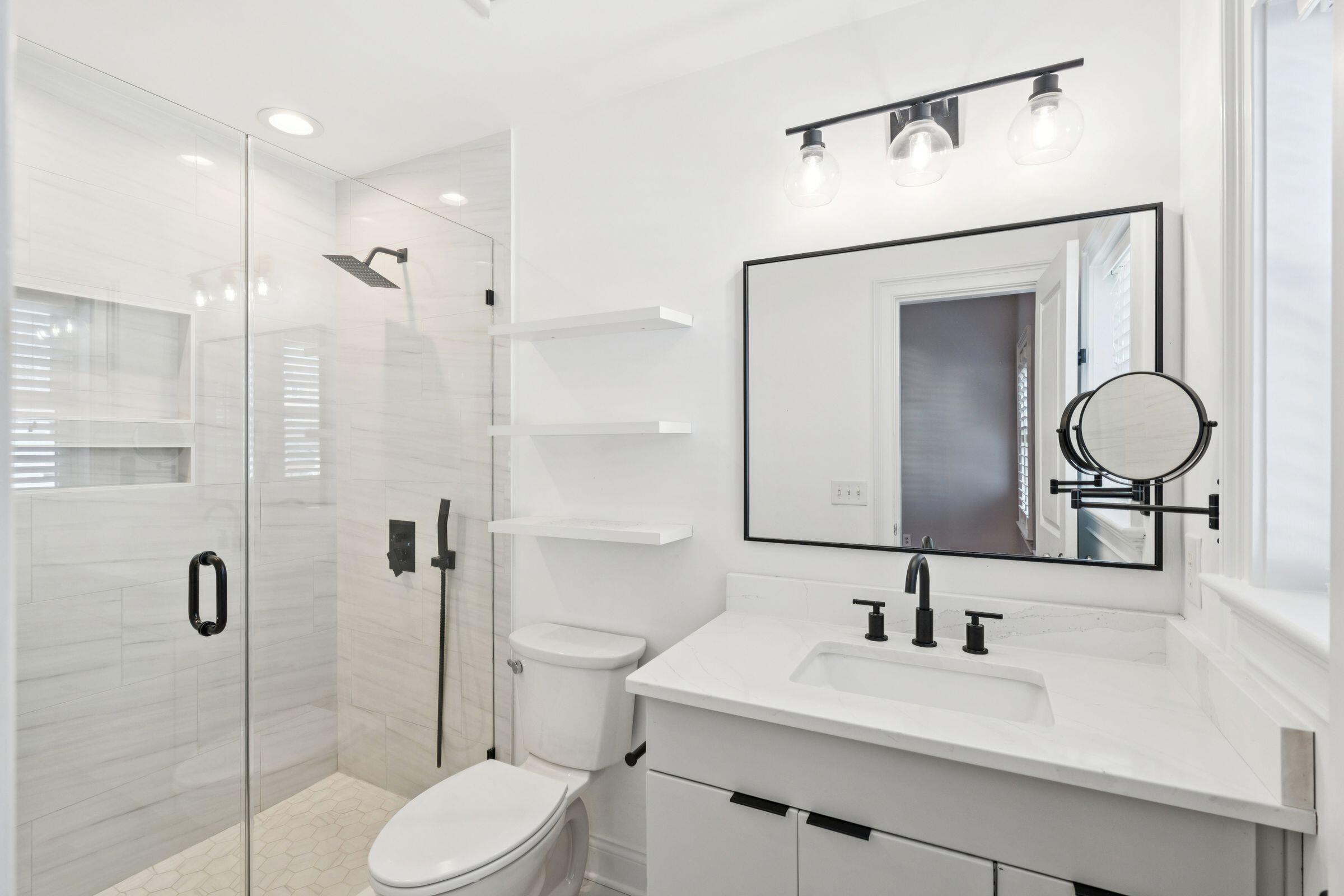 194 Fishburne Street Charleston, SC 29403 - Photo 35 of 50 194FishburneSt-KeenEyeMarketing-038