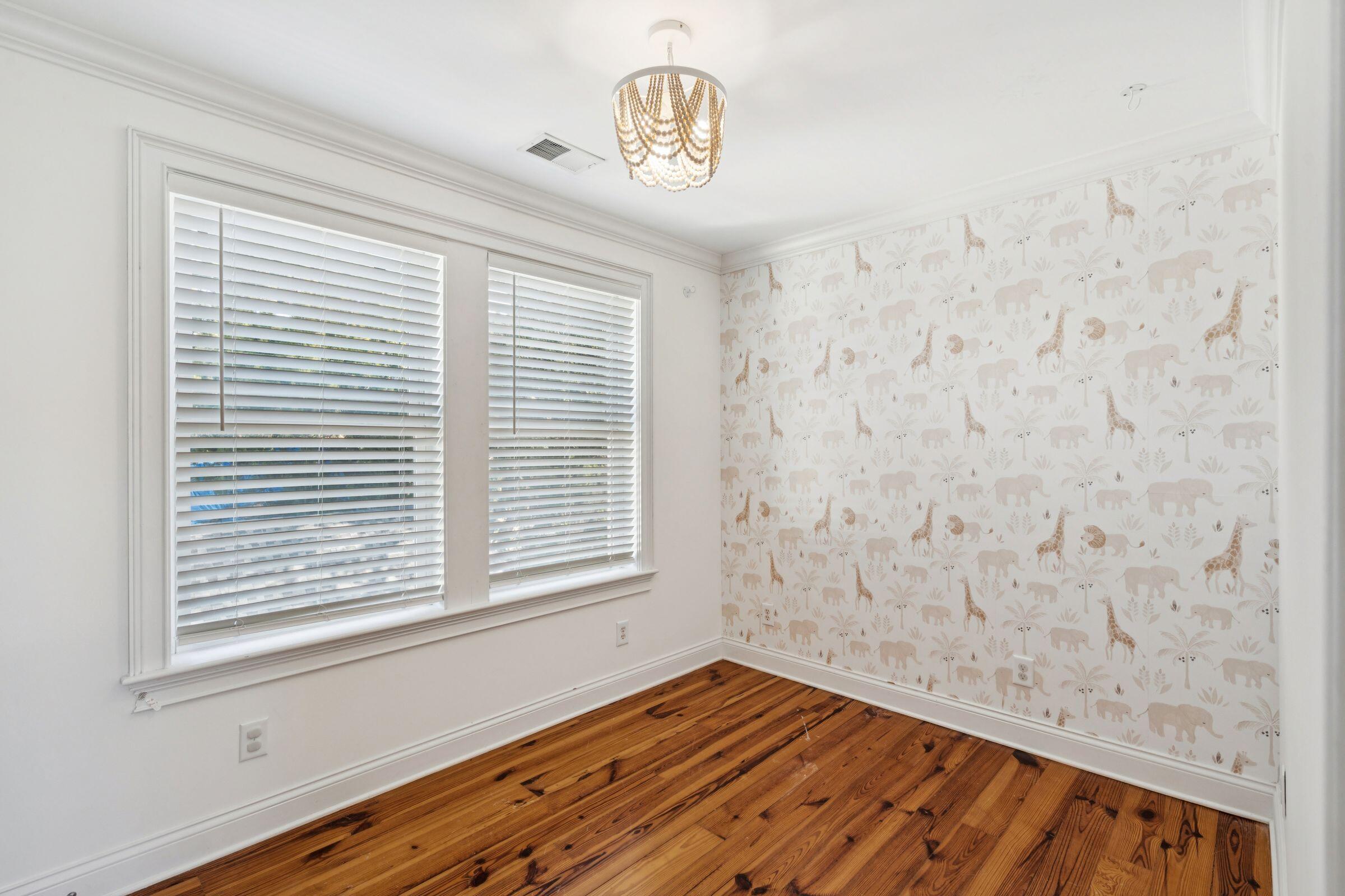 194 Fishburne Street Charleston, SC 29403 - Photo 37 of 50 194FishburneSt-KeenEyeMarketing-041