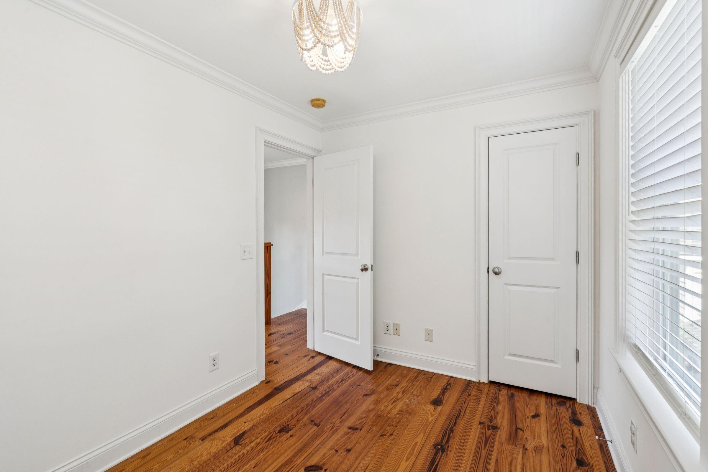 194 Fishburne Street Charleston, SC 29403 - Photo 40 of 50 194FishburneSt-KeenEyeMarketing-043