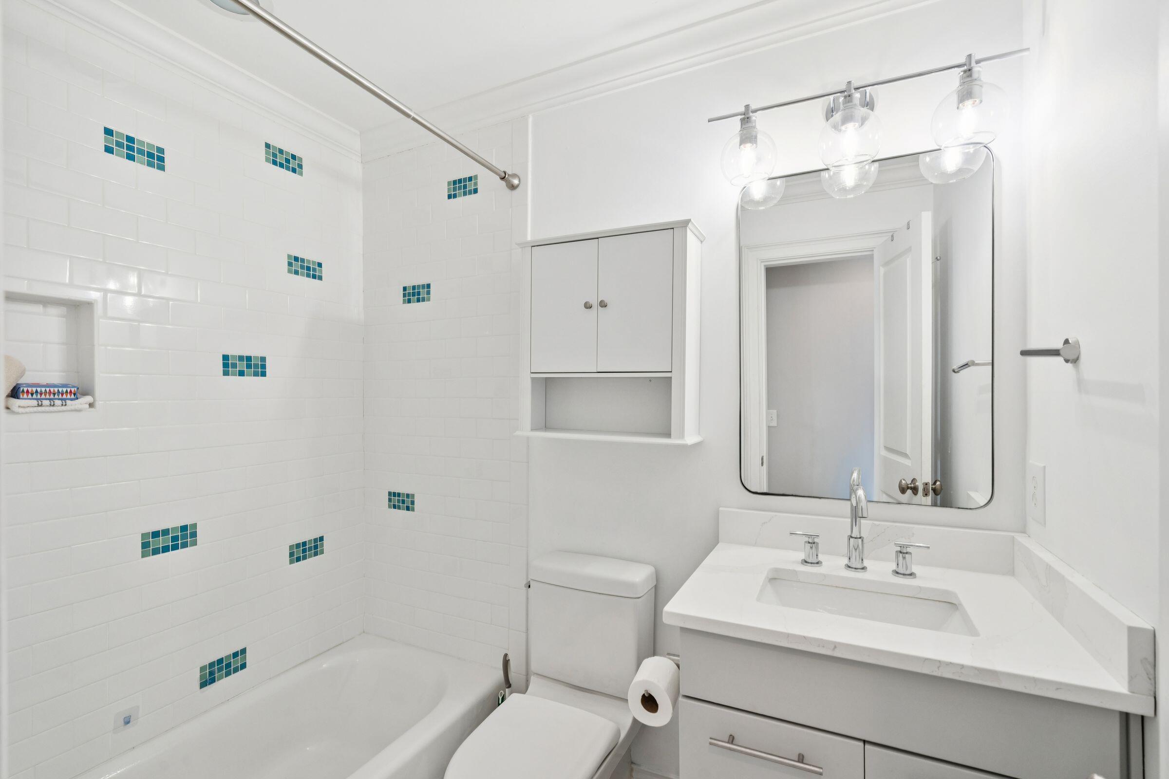 194 Fishburne Street Charleston, SC 29403 - Photo 41 of 50 194FishburneSt-KeenEyeMarketing-044