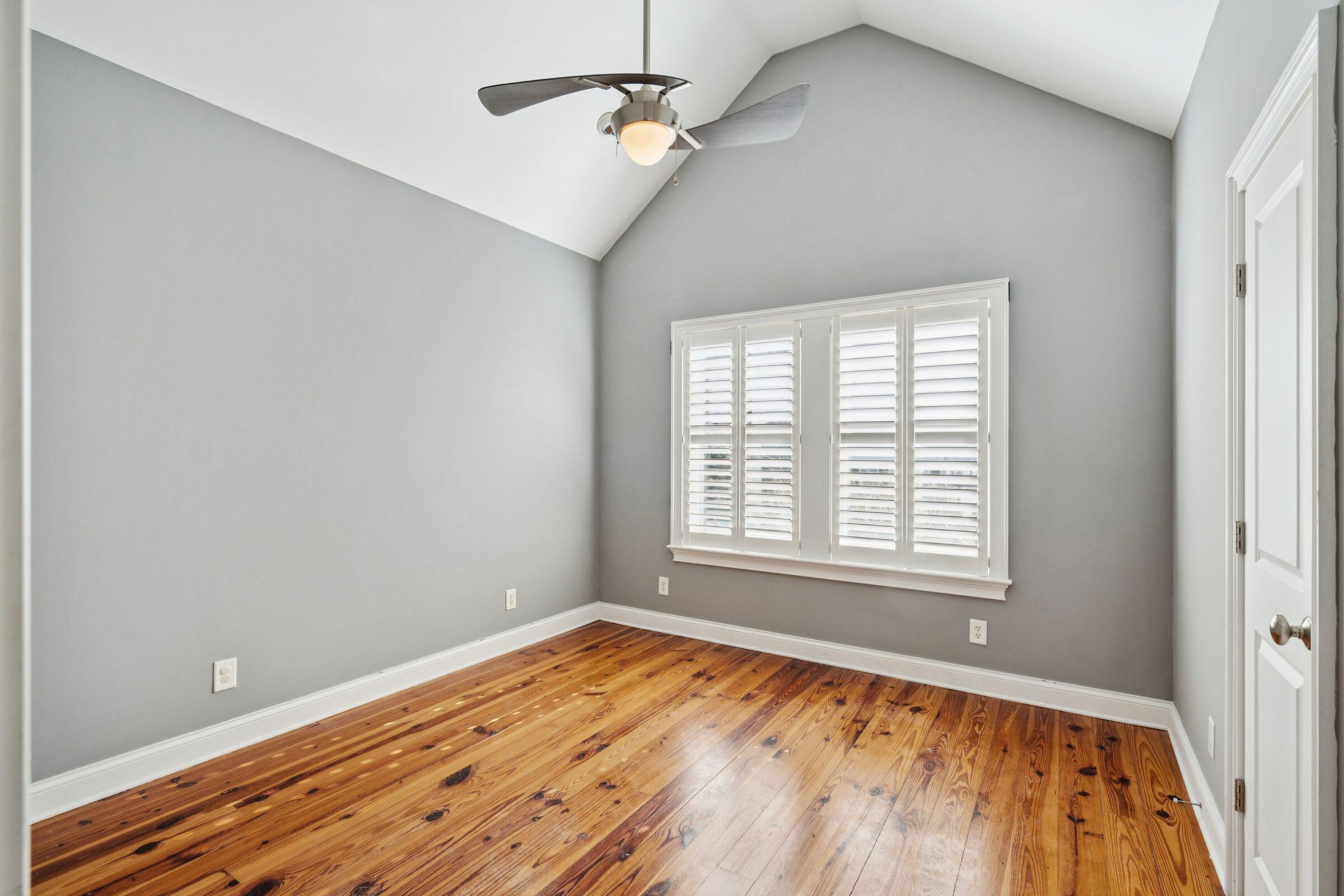 194 Fishburne Street Charleston, SC 29403 - Photo 42 of 50 194FishburneSt-KeenEyeMarketing-046