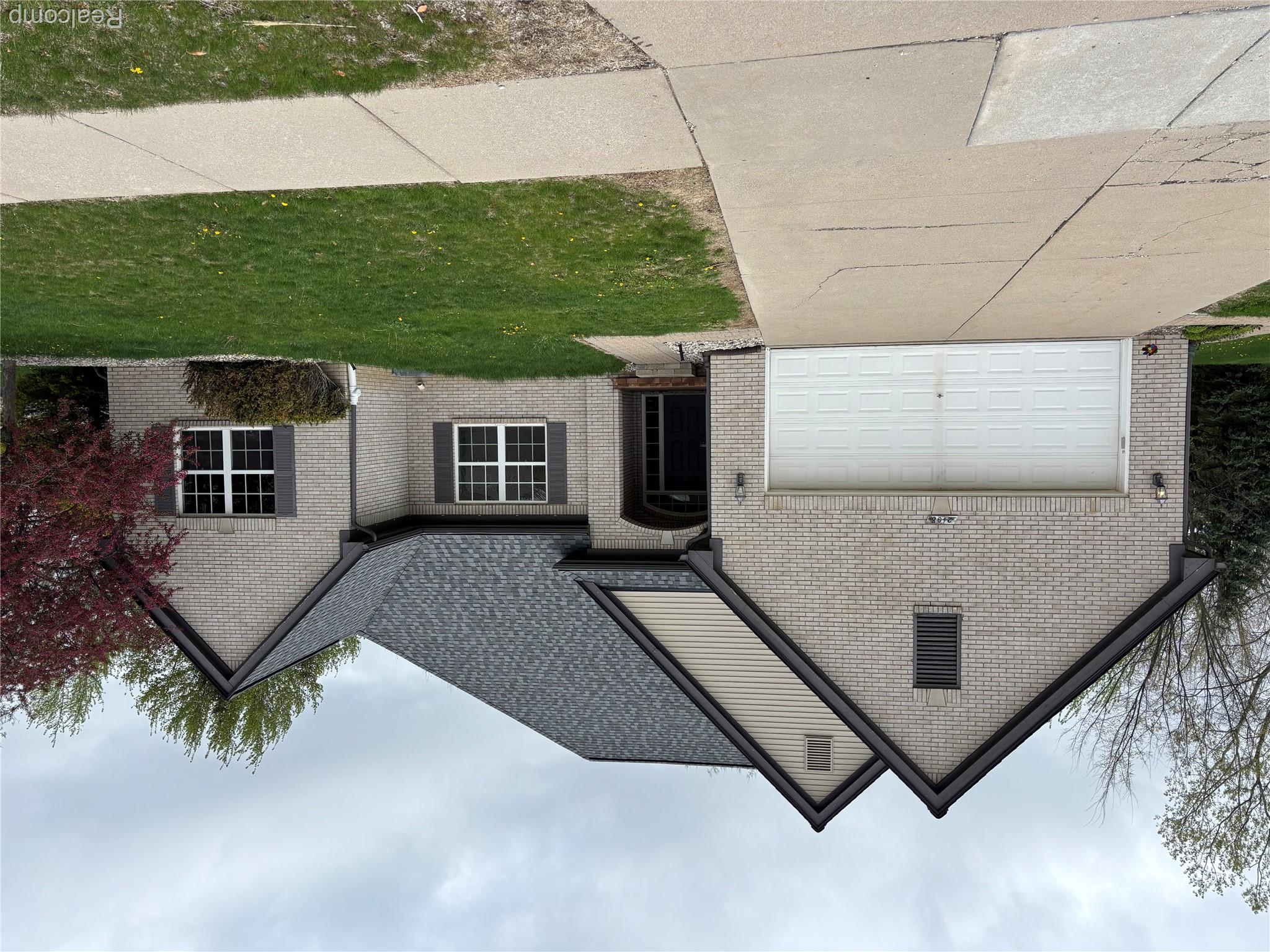 2108 Lagoon Drive Rochester, MI 48309 - Photo 20 of 20 Lagoon 2018.jpg