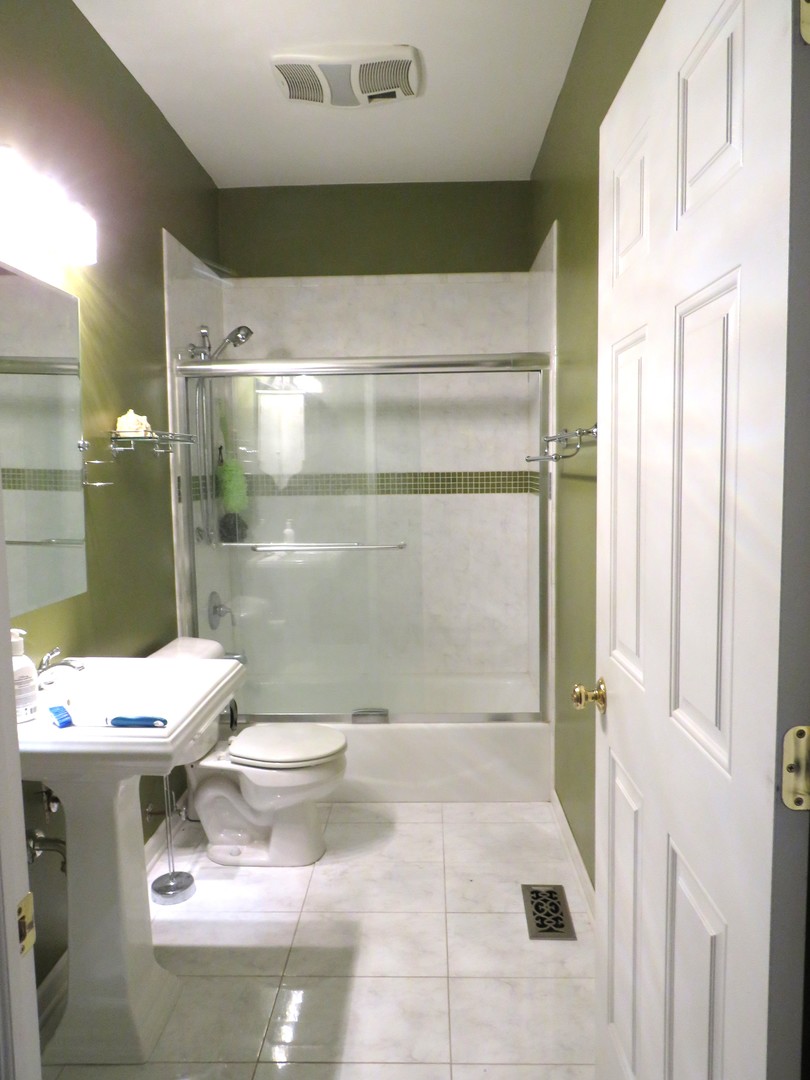 331 Carol Road New Lenox, IL 60451 - Photo 17 of 26 Gallery Image 17