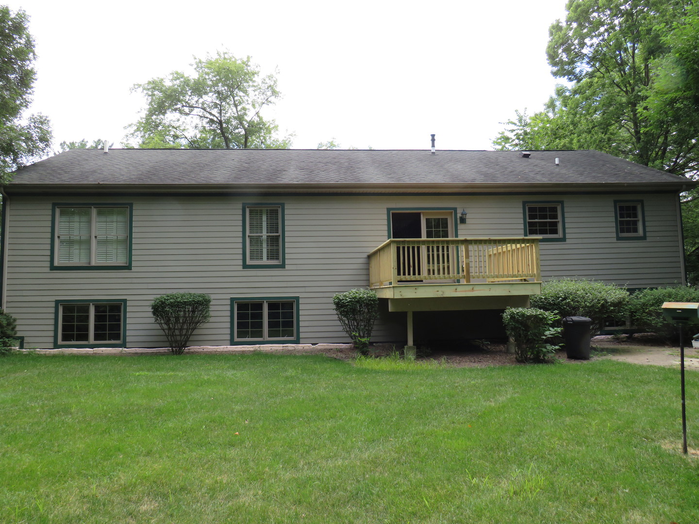 331 Carol Road New Lenox, IL 60451 - Photo 23 of 26 Gallery Image 23