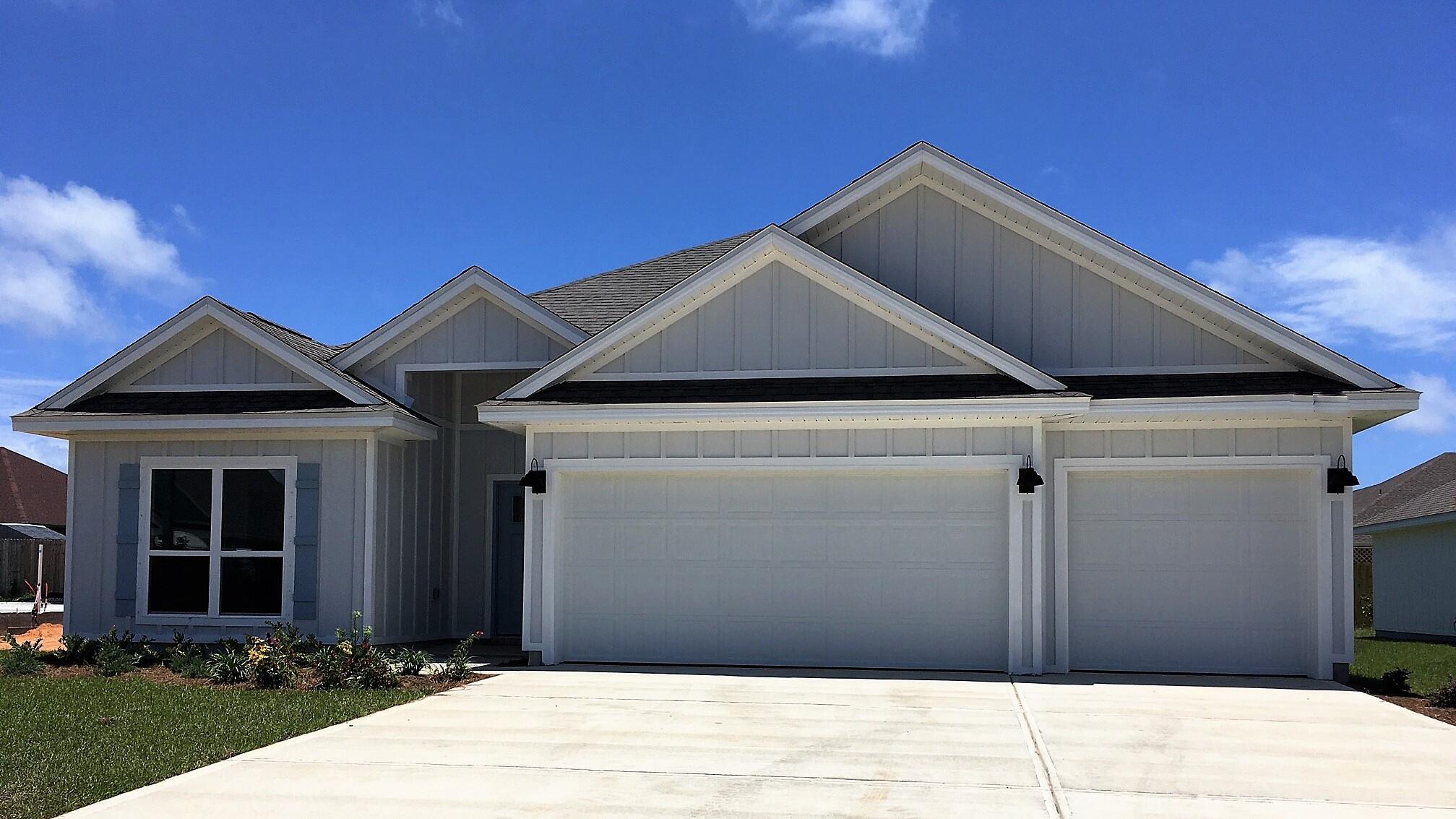 704 Quintana Street Crestview, FL 32539 - Photo 1 of 32