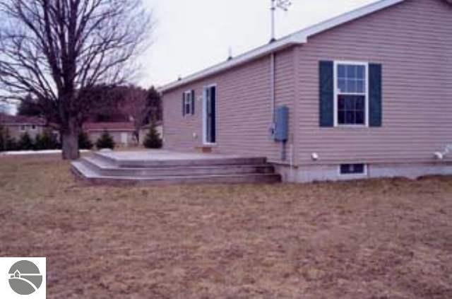 8770 Cedar Run Road Traverse City, MI 49684 - Photo 2 of 9 1659713-1.JPG