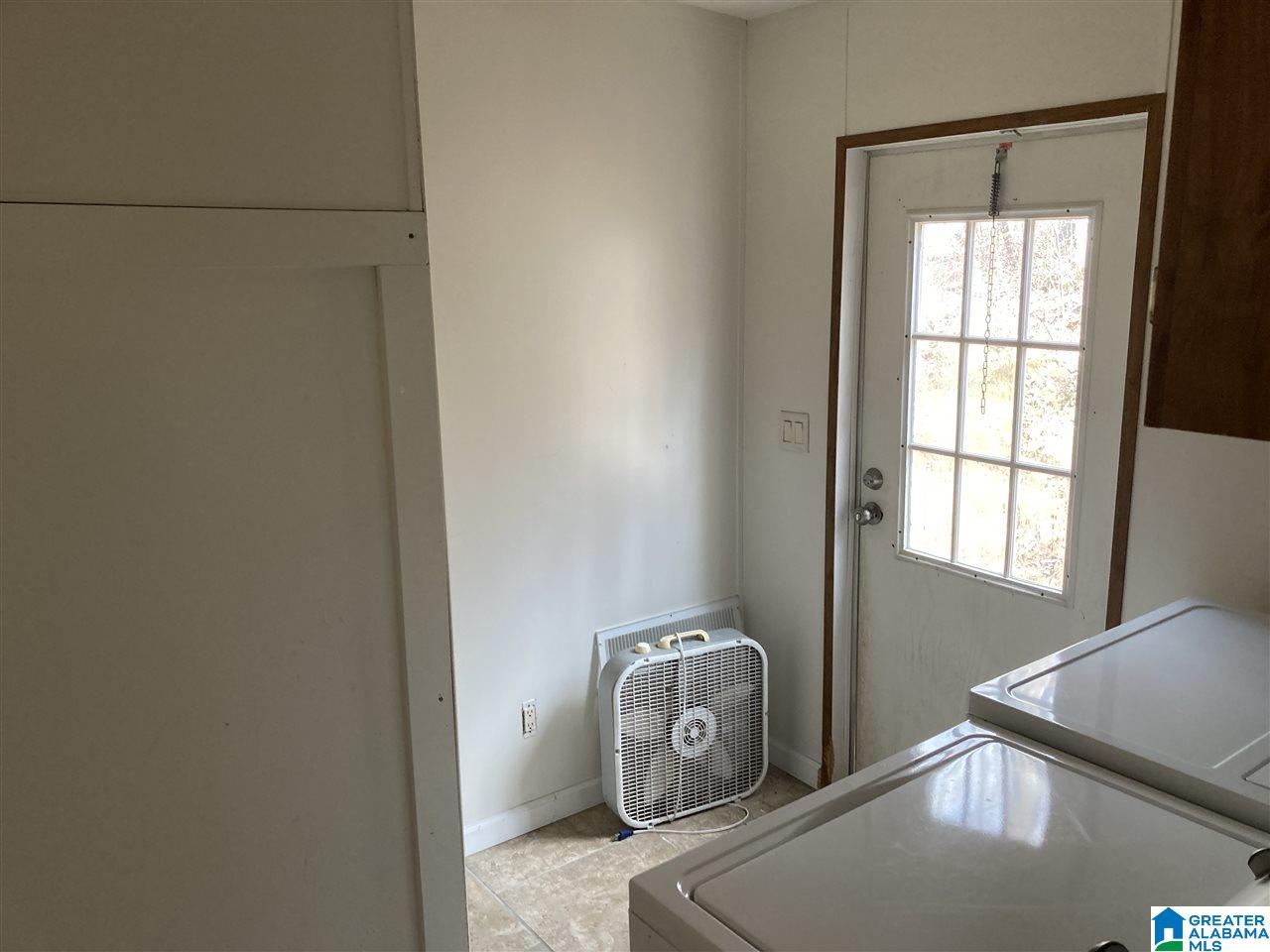 295 Cheyenne Street Leeds, AL 35094 - Photo 7 of 31