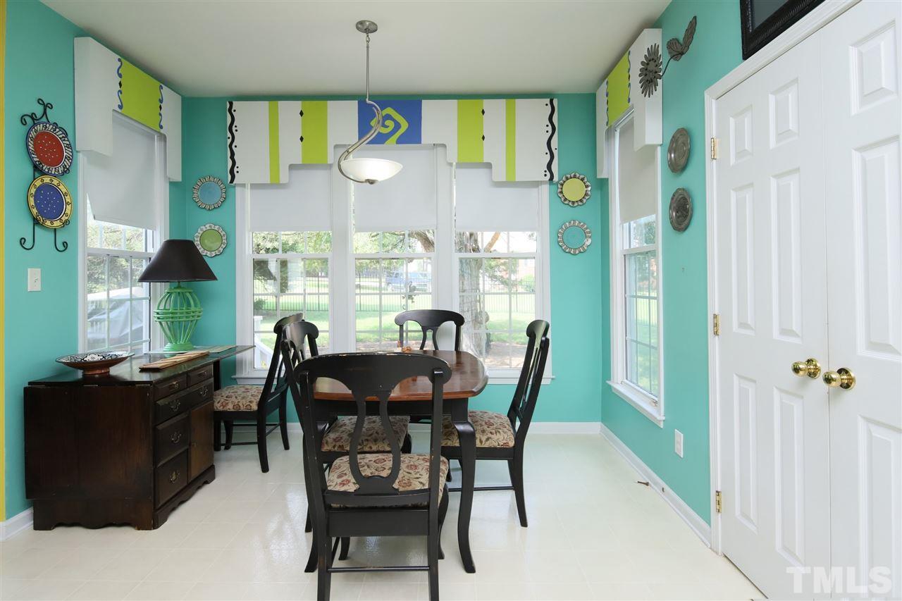 5013 Amberfield Way Raleigh, NC 27604 - Photo 14 of 30