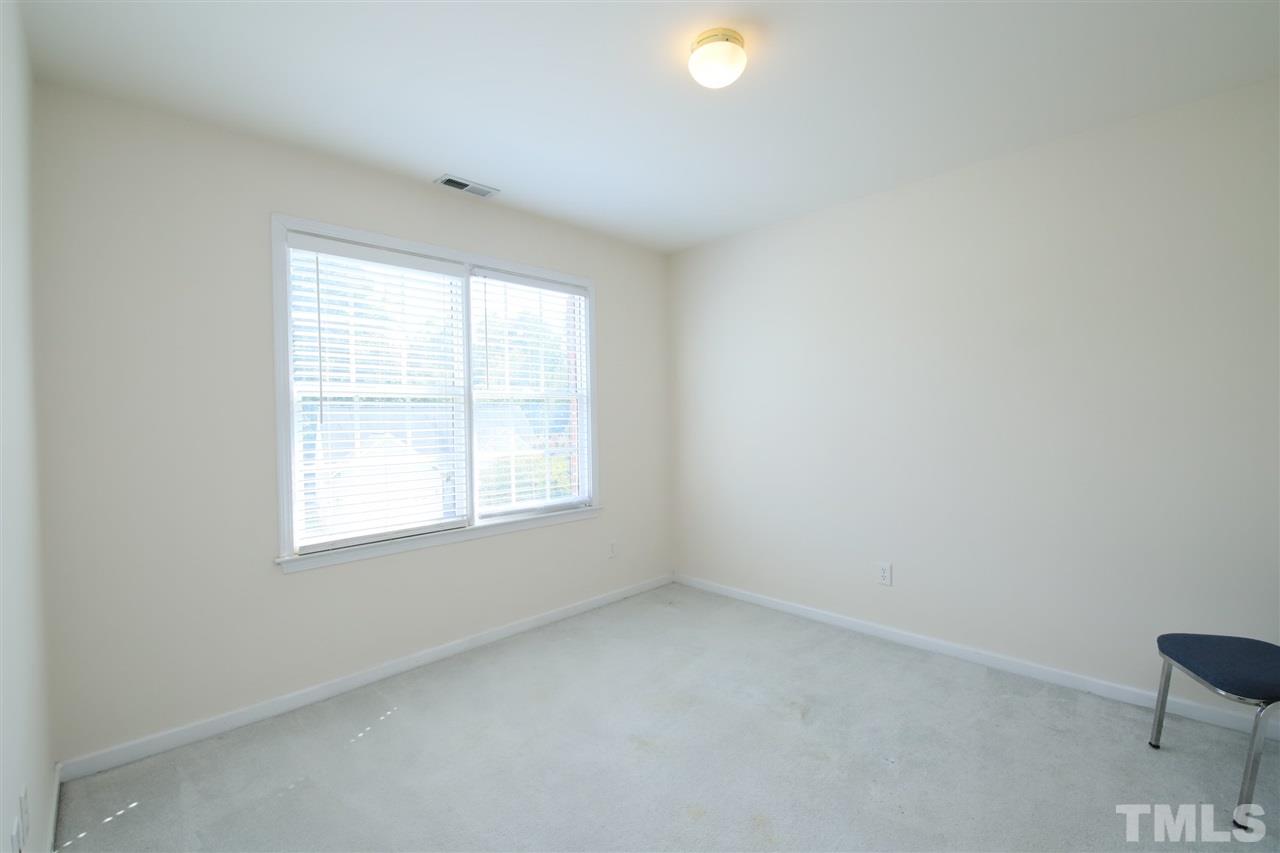 5013 Amberfield Way Raleigh, NC 27604 - Photo 23 of 30