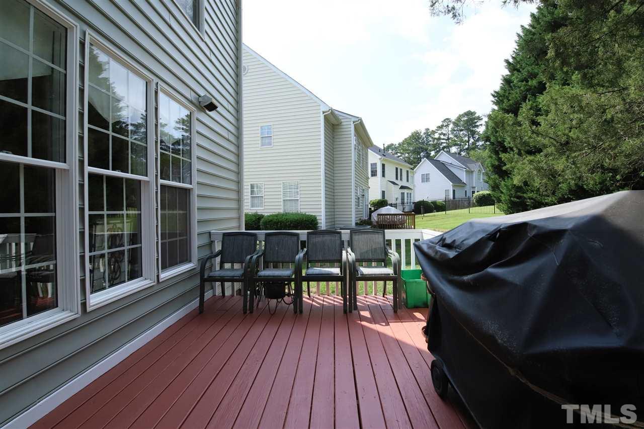 5013 Amberfield Way Raleigh, NC 27604 - Photo 26 of 30