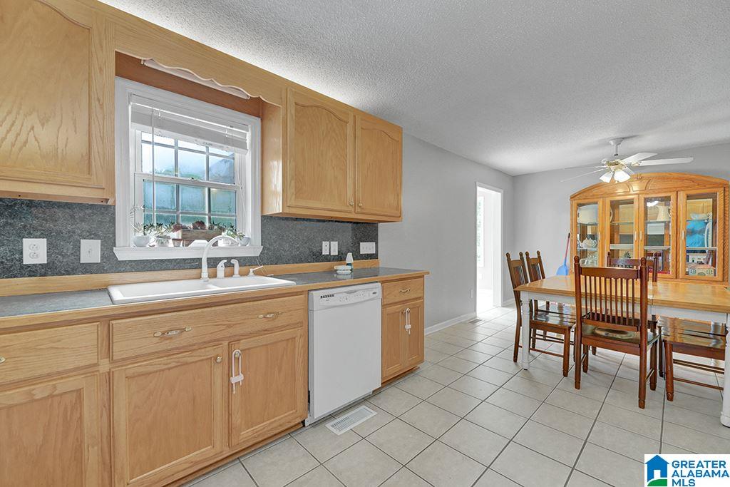 8009 Cavern Road Trussville, AL 35173 - Photo 6 of 22 Gallery Image 6