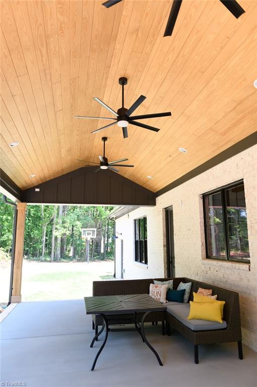 1351 Granthaven Court High Point, NC 27265 - Photo 14 of 38