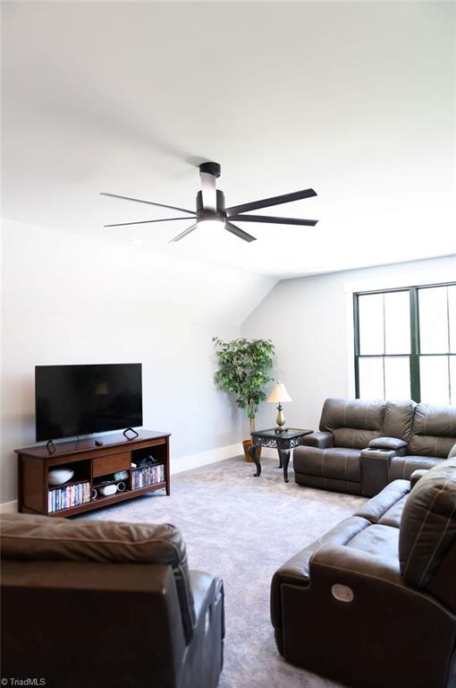 1351 Granthaven Court High Point, NC 27265 - Photo 10 of 38