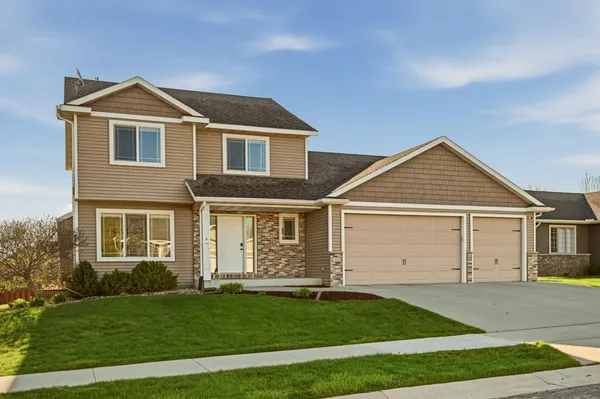 $495,000 | 4956 55th Avenue Northwest, Rochester, MN 55901