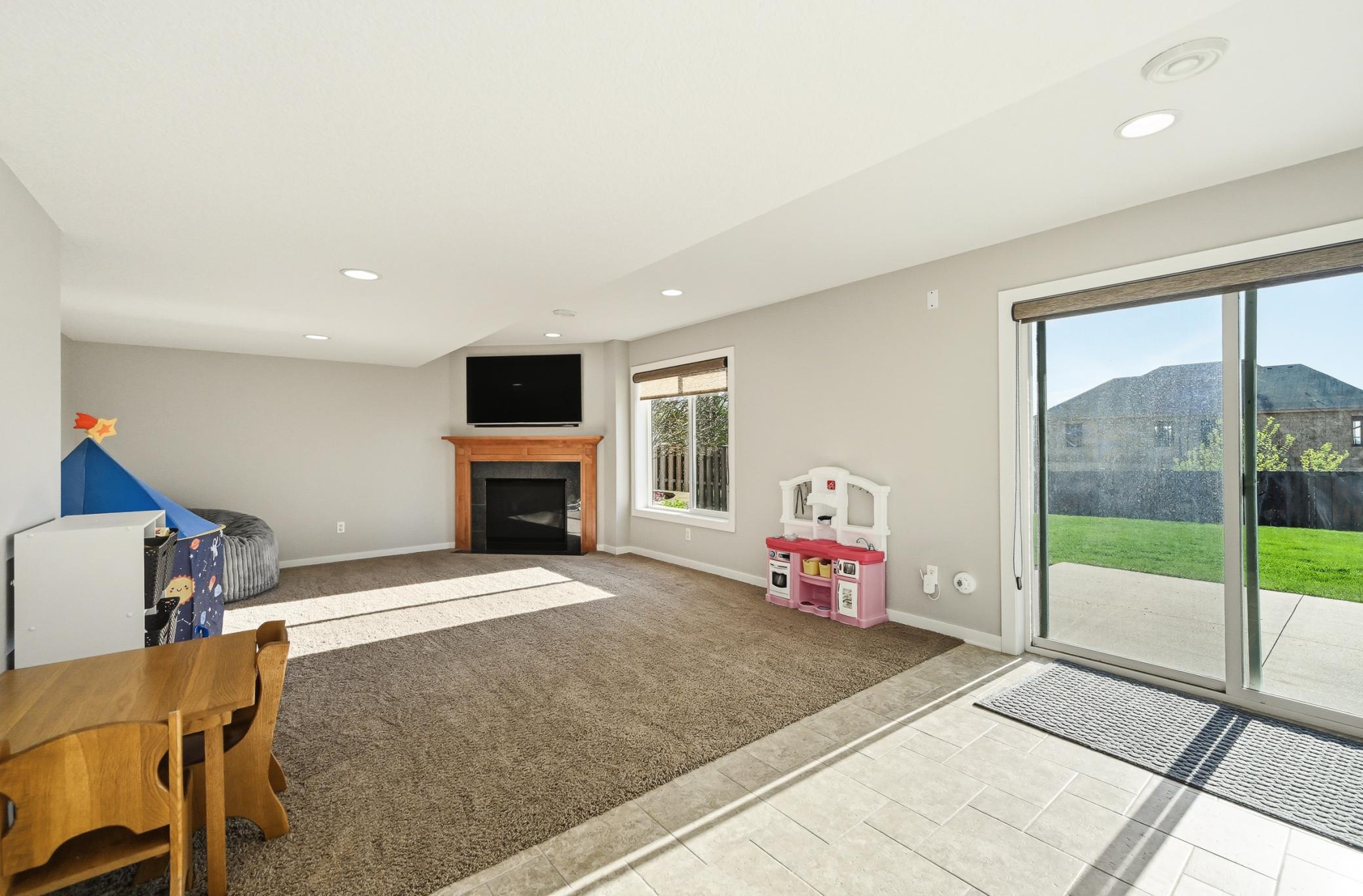 4956 55th Avenue Northwest Rochester, MN 55901 - Photo 29 of 32