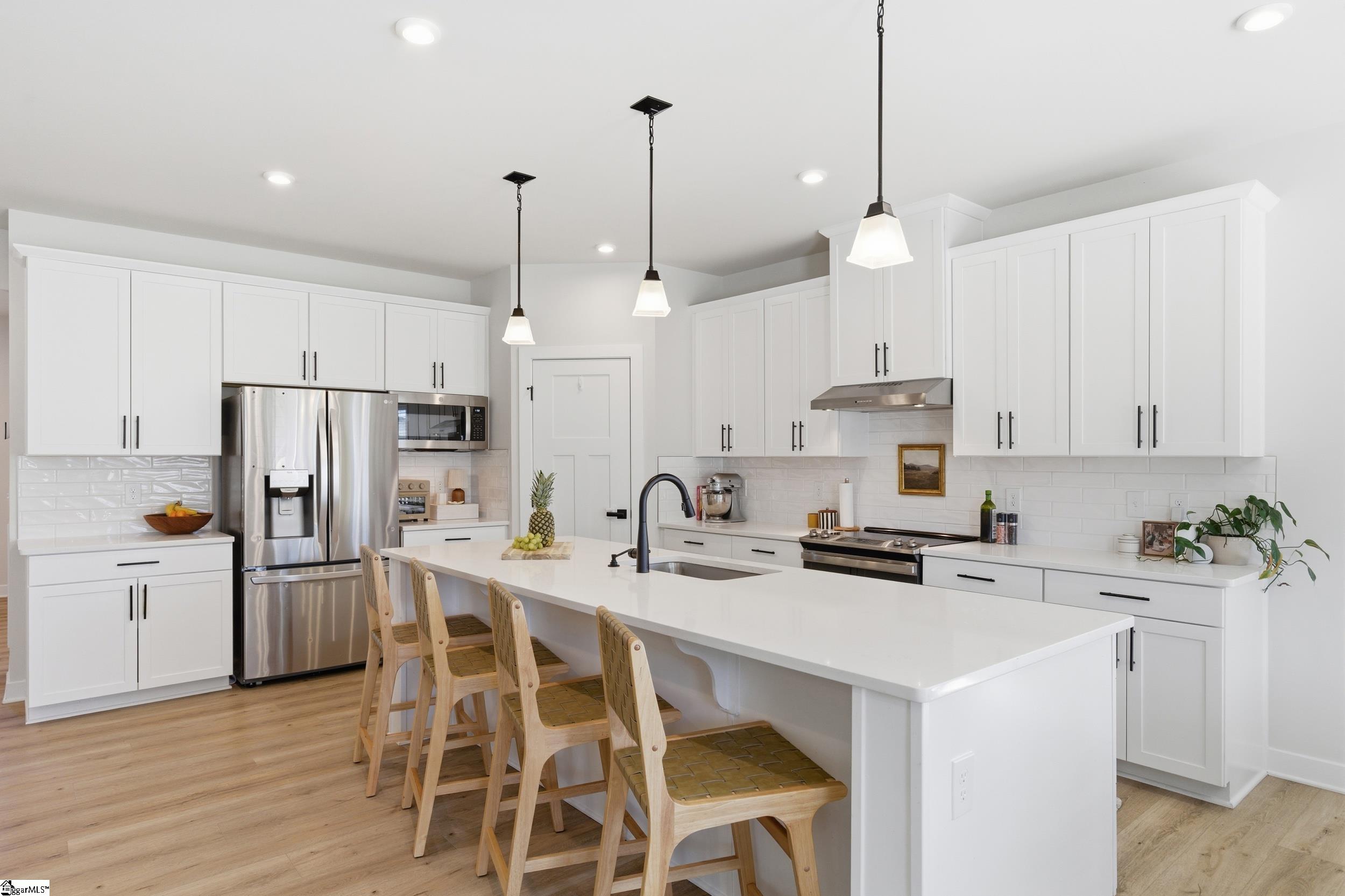 101 Comanche Trail Greenville, SC 29607 - Photo 2 of 46