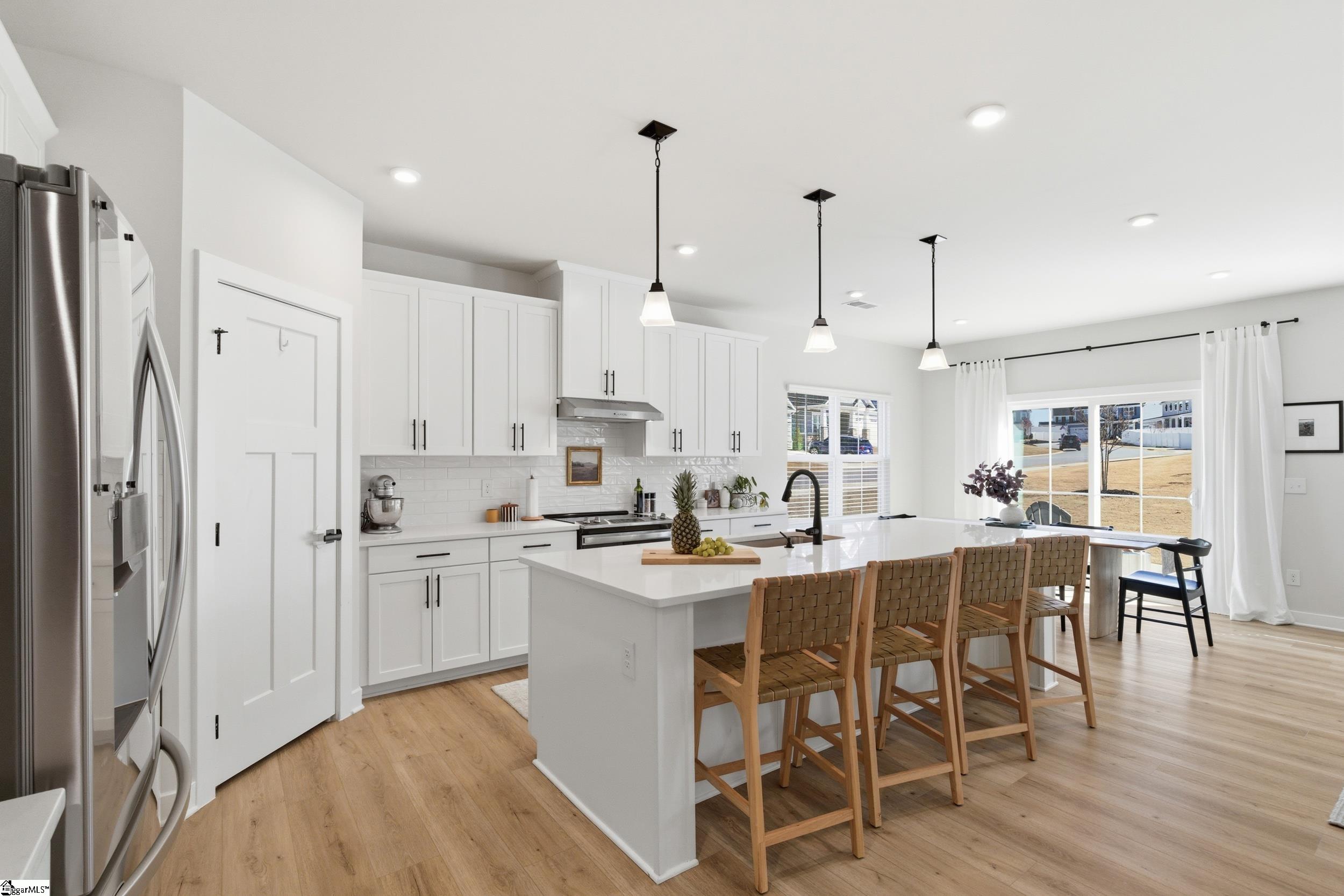 101 Comanche Trail Greenville, SC 29607 - Photo 3 of 46