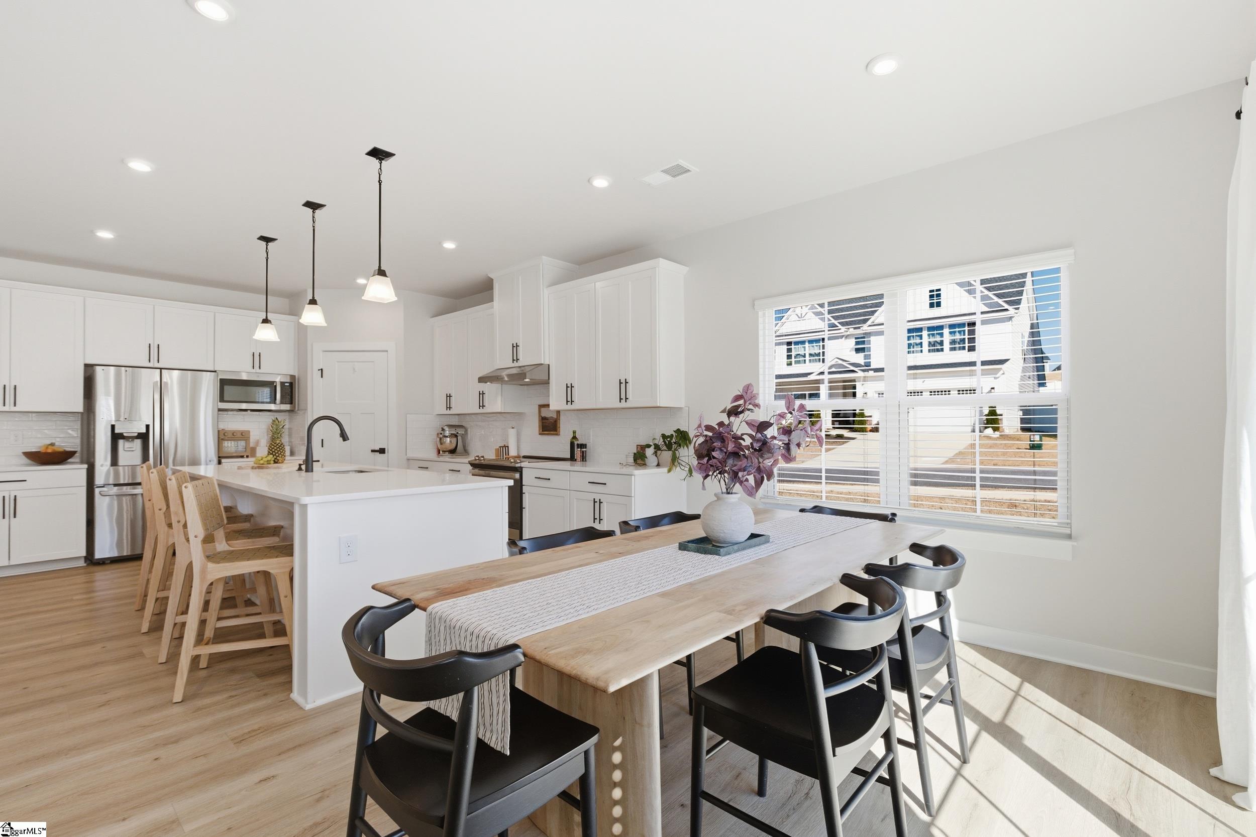 101 Comanche Trail Greenville, SC 29607 - Photo 5 of 46