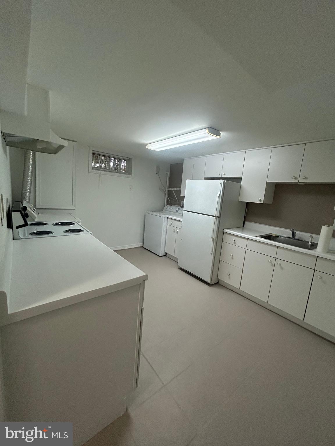 1350 Ritchie Highway Arnold, MD 21012 - Photo 30 of 30 a utility room with dryer and washer