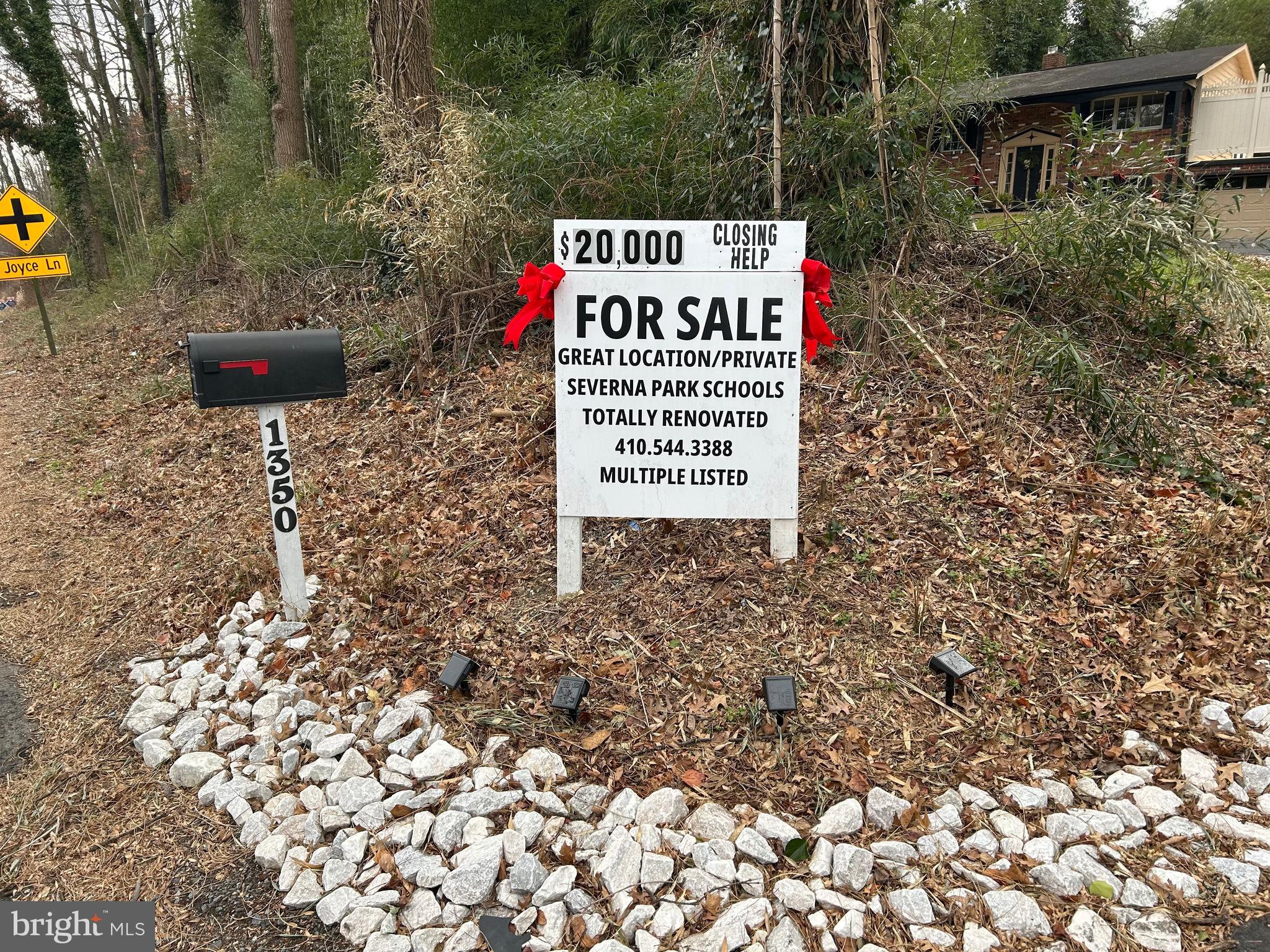 1350 Ritchie Highway Arnold, MD 21012 - Photo 6 of 30 a sign on the side of the road