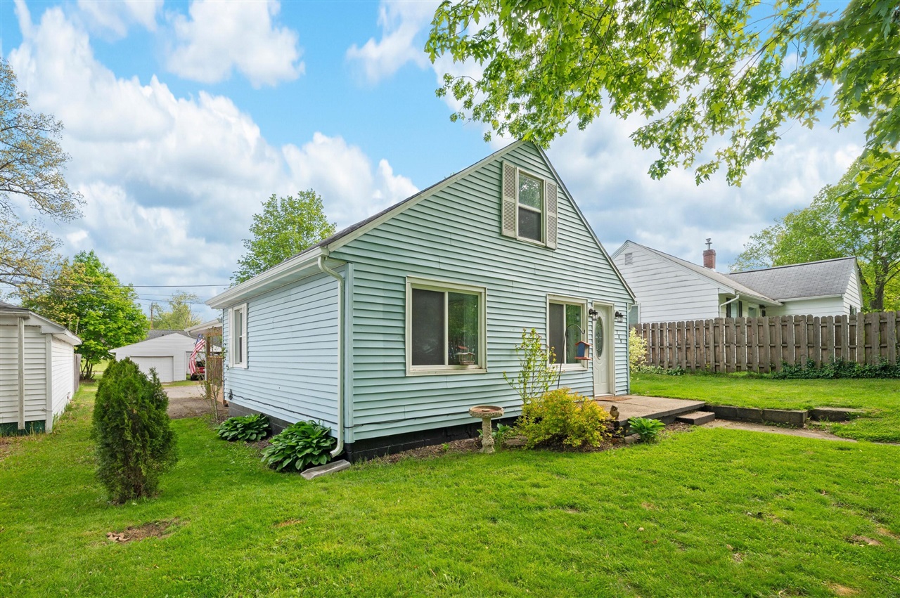 708 Roe Street Buchanan, MI 49107 - Photo 15 of 16
