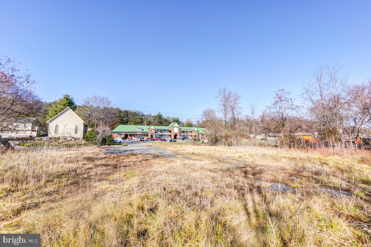 26131 Frederick Road Clarksburg, MD 20871 - Photo 6 of 13