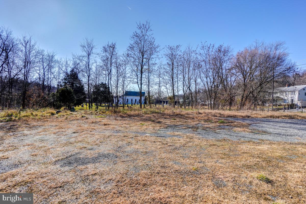 26131 Frederick Road Clarksburg, MD 20871 - Photo 7 of 13