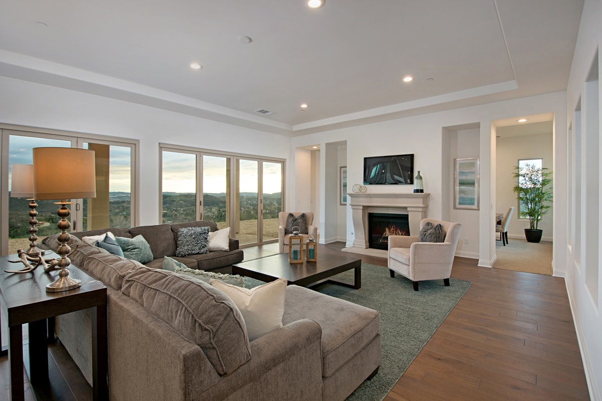 14535 Highcrest Court Poway, CA 92064 - Photo 5 of 25