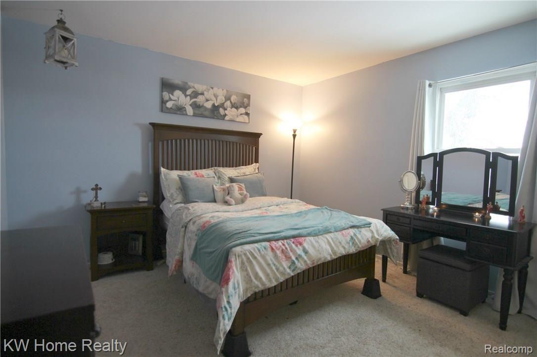 1131 Paddington Road Canton, MI 48187 - Photo 14 of 14 Paddington Rd Bedroom 3.jpg
