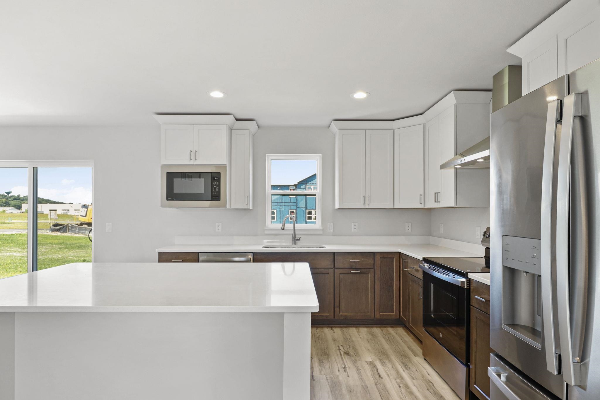 244 Hawks View, Unit 5 Edgerton, WI 53534 - Photo 13 of 31