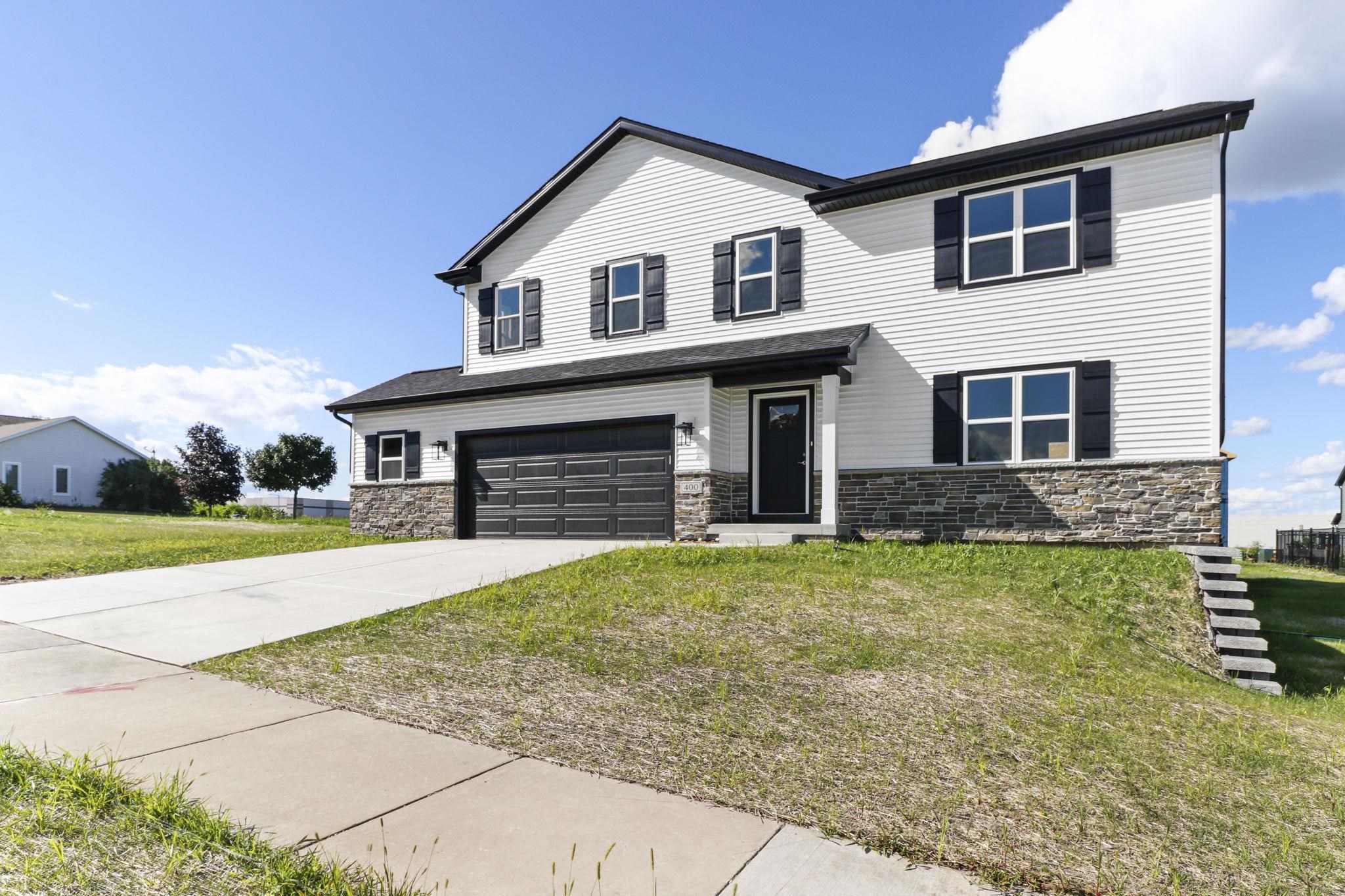 244 Hawks View, Unit 5 Edgerton, WI 53534 - Photo 2 of 31