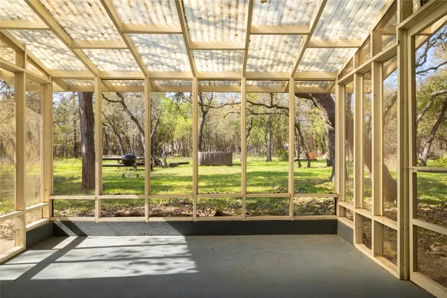 $2,950 | 305 Reimer Avenue, San Marcos, TX 78666