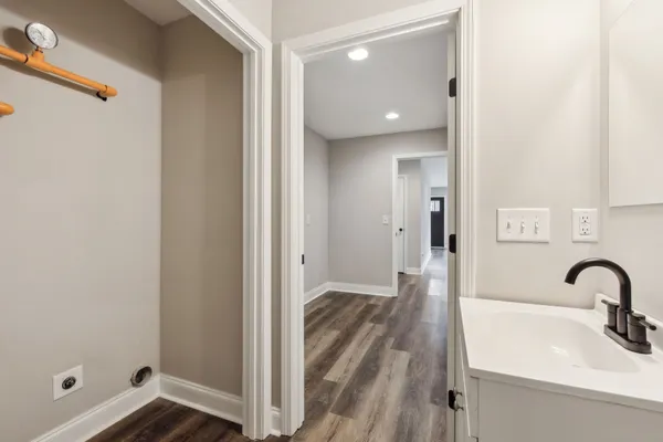 $4,000,000 | 122 West Broad Street, Smithville, TN 37166