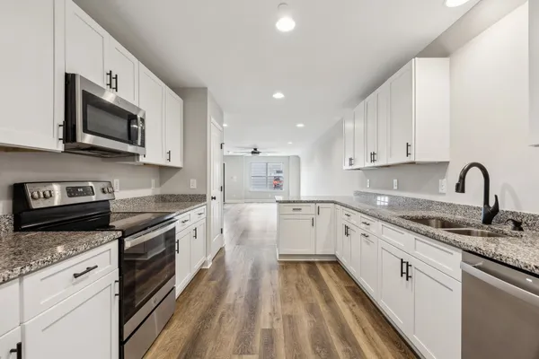 $4,000,000 | 122 West Broad Street, Smithville, TN 37166