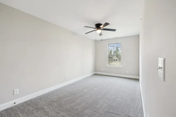 $4,000,000 | 122 West Broad Street, Smithville, TN 37166