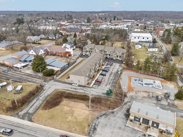 $4,000,000 | 122 West Broad Street, Smithville, TN 37166