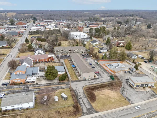 $4,000,000 | 122 West Broad Street, Smithville, TN 37166