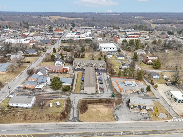 $4,000,000 | 122 West Broad Street, Smithville, TN 37166