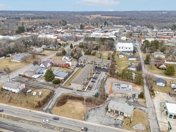 $4,000,000 | 122 West Broad Street, Smithville, TN 37166