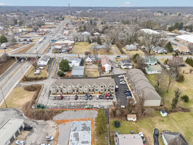 $4,000,000 | 122 West Broad Street, Smithville, TN 37166