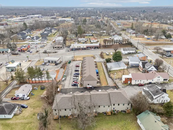 $4,000,000 | 122 West Broad Street, Smithville, TN 37166