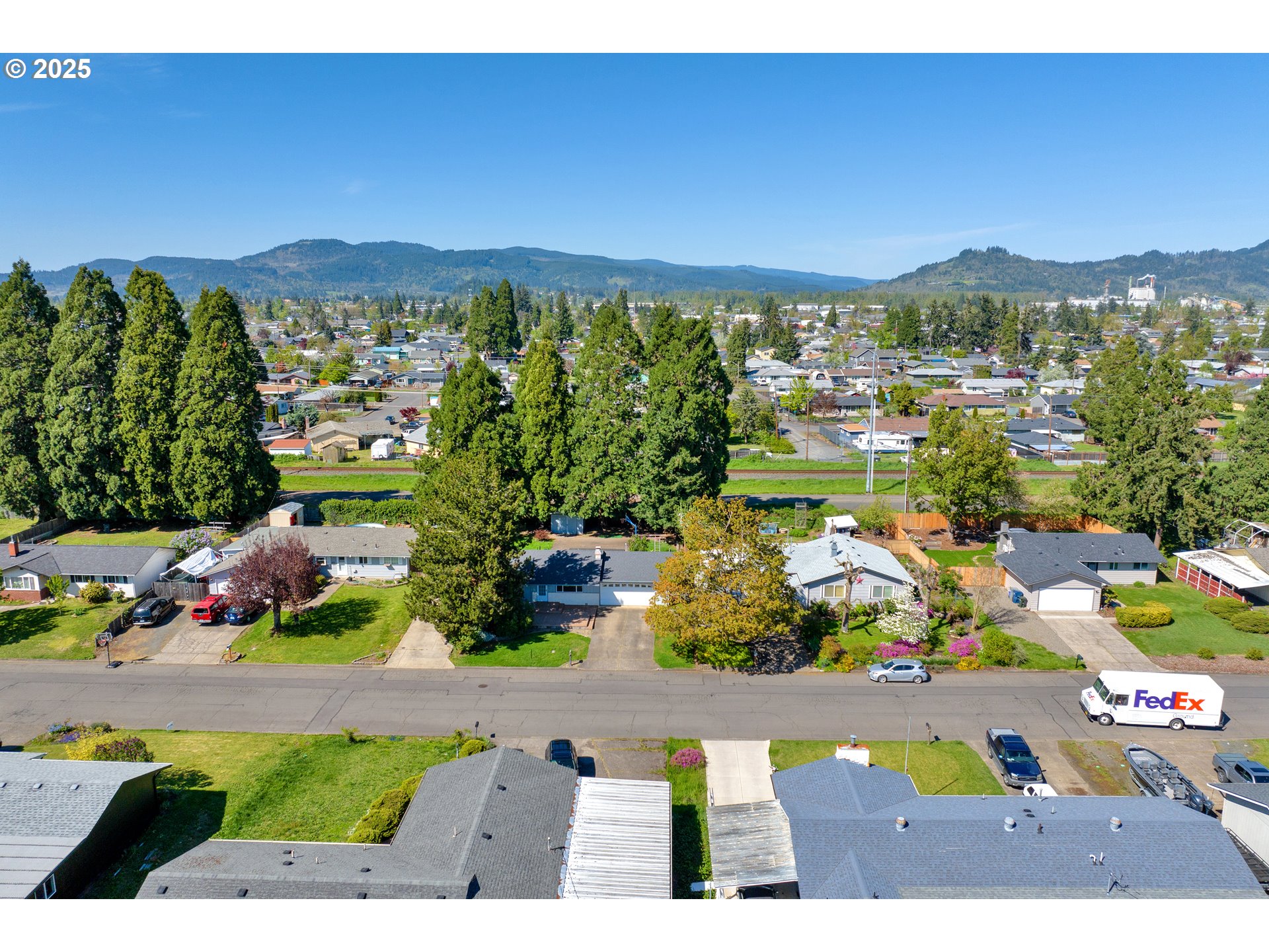 3760 Cherokee Drive Springfield, OR 97478 - Photo 37 of 42