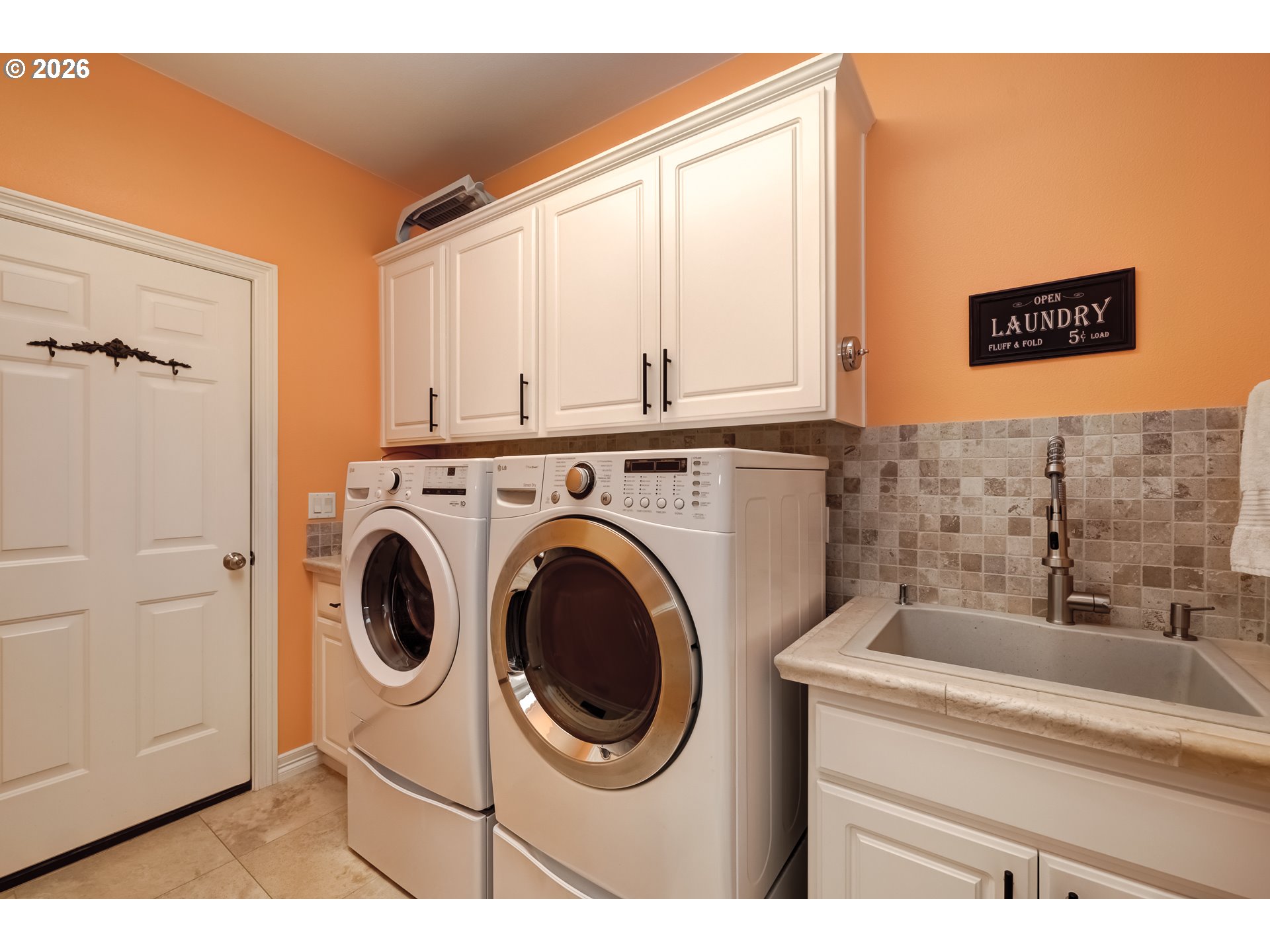 7531 Southwest 64th Place Portland, OR 97219 - Photo 23 of 34 Laundry