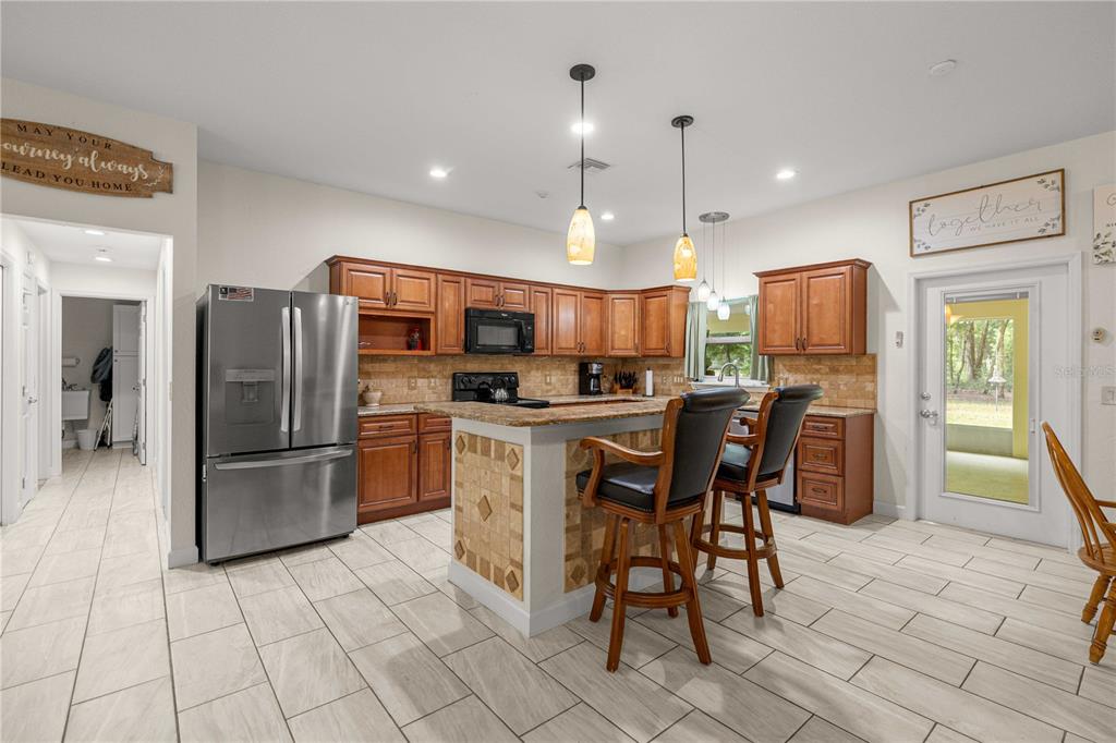 2250 Southeast 157th Lane Road Summerfield, FL 34491 - Photo 9 of 42